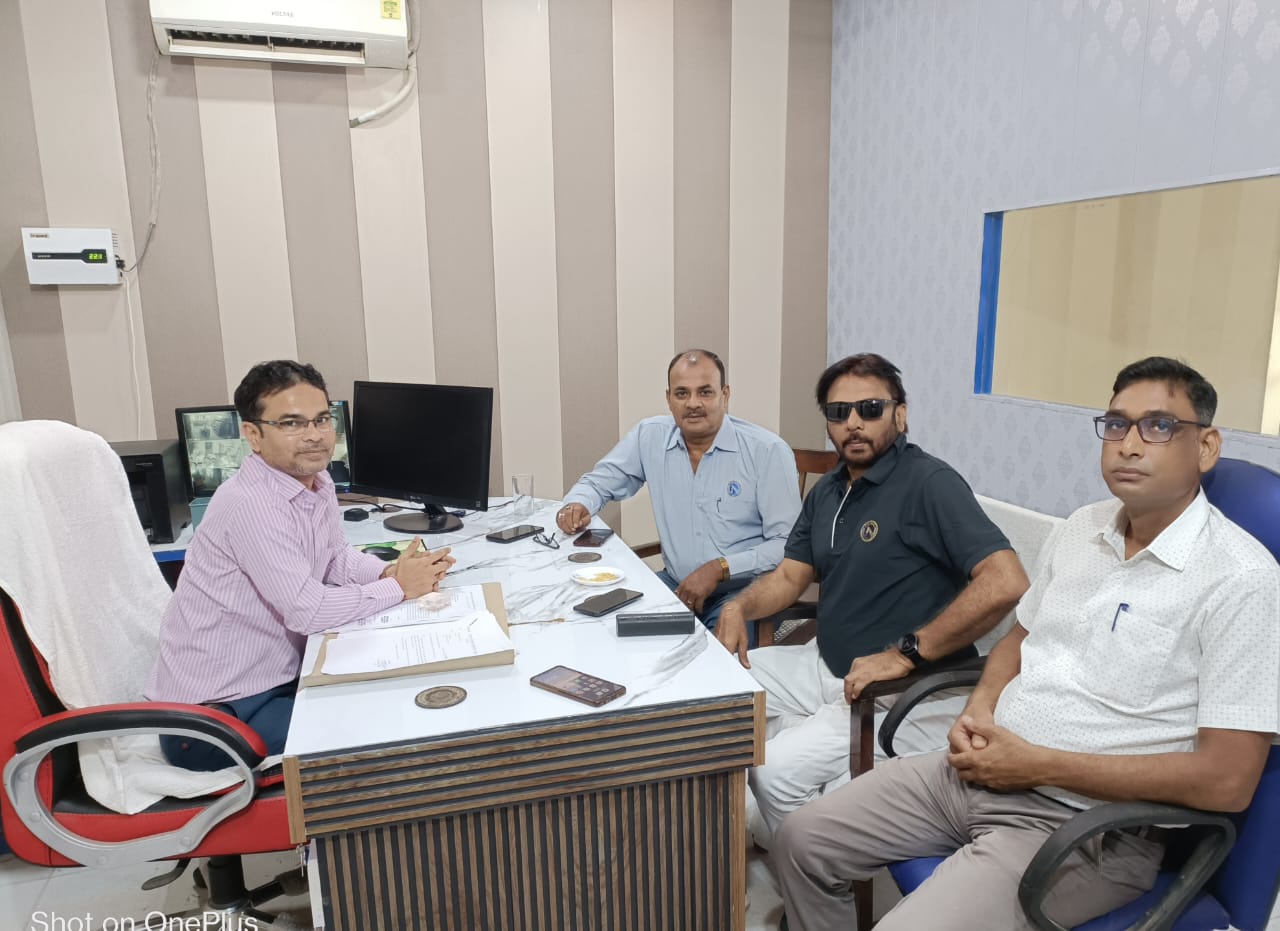 Meeting With Observers